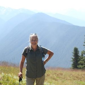 Meet your Posher, Sharon